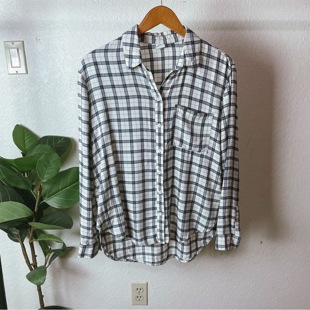 Melrose and Market Plaid Flannel Button Up Long Sleeve Size S